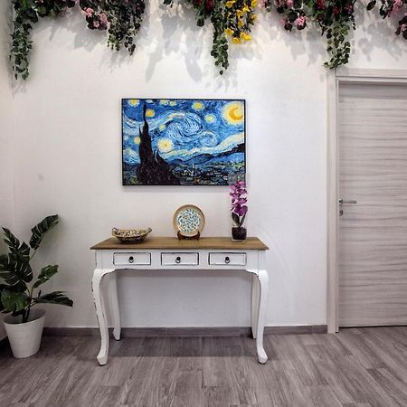 Garden House: Apartments And Rooms For Holidays Palermo Bagian luar foto