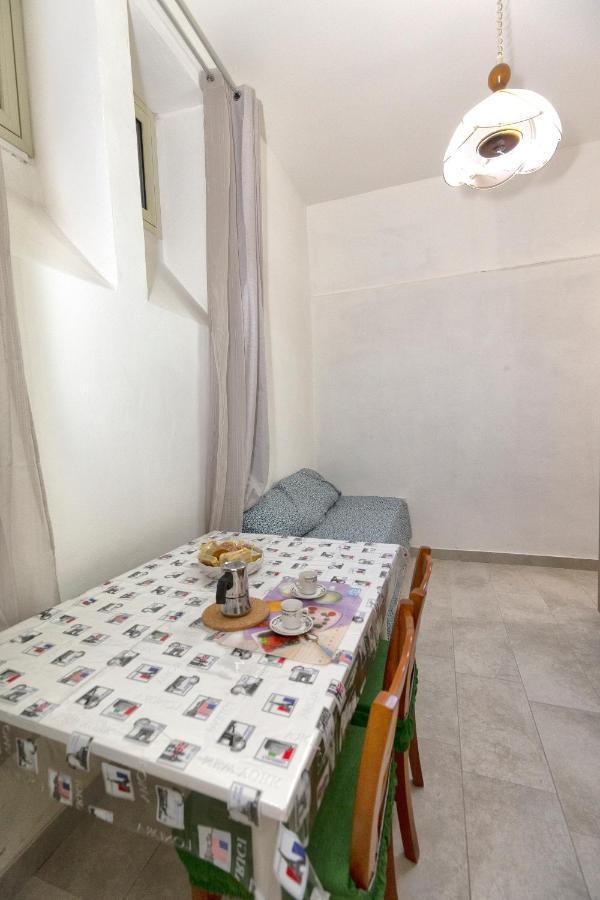 Garden House: Apartments And Rooms For Holidays Palermo Bagian luar foto