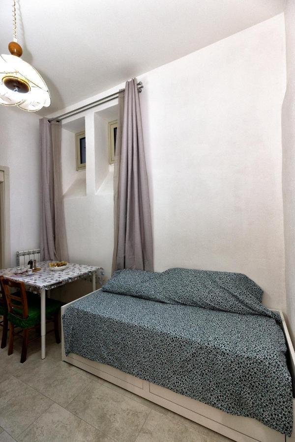 Garden House: Apartments And Rooms For Holidays Palermo Bagian luar foto