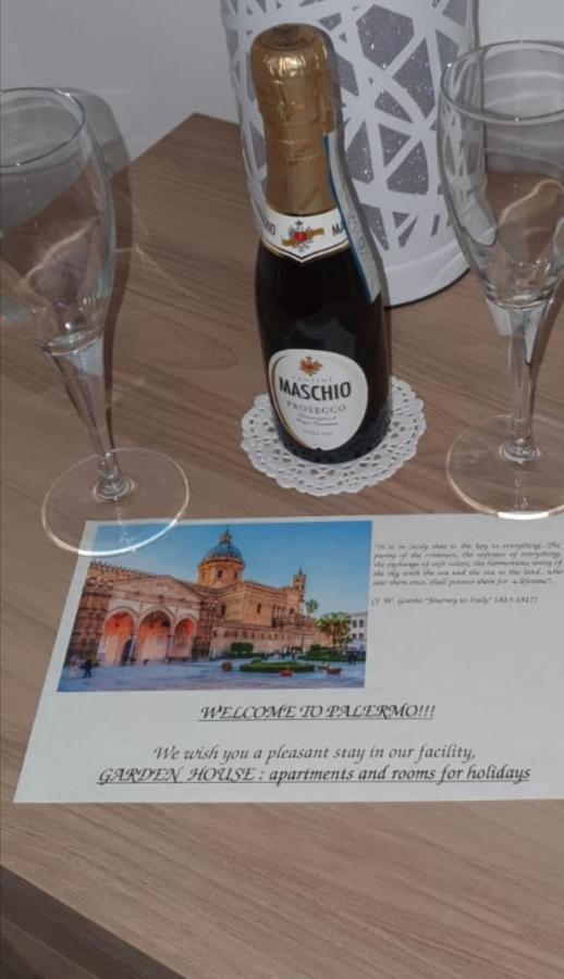 Garden House: Apartments And Rooms For Holidays Palermo Bagian luar foto